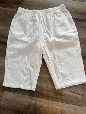 Boho White Gauze Capri Pants Plus Size 2XL Textured Summer Beach Crop